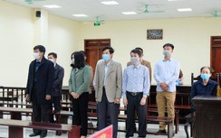 5 cán bộ Thanh tra nhận hối lộ đeo khẩu trang phòng dịch ra hầu tòa