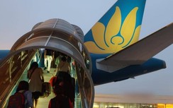 Du khách Anh tiếp xúc gần với người nhiễm Covid-19 đã về nước