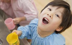 Từ việc 2 trẻ ở Bình Thuận bị lây nhiễm Covid-19, cha mẹ cần lưu ý gì?