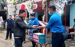 Đến đám cưới phát khẩu trang, đo thân nhiệt ngay cổng cơ quan