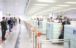 Dịch Covid-19: Công an "gõ cửa từng nhà" tìm người nhập cảnh từ 7/3