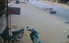 Hàng chục vụ trượt ngã do... nước thải từ xe chở rác