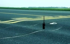 Cách nào sửa nhanh nhất đường băng Nội Bài, Tân Sơn Nhất?