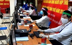 Sợ Covid-19, người Hà Nội đổ xô quyết toán thuế điện tử