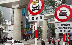 Hà Nội chấp thuận dỡ biển cấm taxi, xe hợp đồng trên 10 tuyến phố