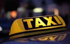 Hà Nội - HCM còn 2 chuyến bay/ngày, dừng xe khách liên tỉnh, taxi, xe buýt