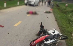 Văng ra đường, người đàn ông tử vong thương tâm sau va chạm với xe bán tải