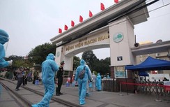 Giữa phong tỏa Covid-19, nhiều bệnh nhân phục hồi ngoạn mục tại BV Bạch Mai