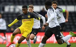 Tin thể thao mới nhất 4/4: Thần đồng bóng đá Đức sắp trình làng