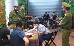 Vẫn mở cửa bán hàng, chủ quán nhậu ở Nghệ An bị xử phạt 7,5 triệu