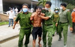 Hai công an bị thương khi khống chế gã nghiện mang dao, đốt bệnh viện