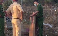 Nghi đâm vào trụ điện, 2 người đàn ông tử vong cạnh xe máy biến dạng