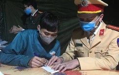 Hải Dương: 2 thanh niên uống rượu tông xe vào nữ cán bộ tại chốt kiểm dịch