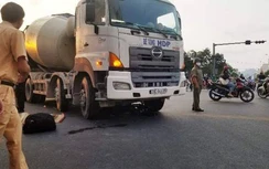 Va chạm với xe trộn bê tông, bé gái lớp 2 tử vong thương tâm