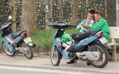 Xử phạt người tháo khẩu trang ngồi ăn nơi công cộng có đúng luật?