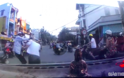 Clip đánh người tử vong sau va chạm giao thông ở Bình Dương
