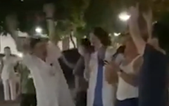 Không để tái diễn việc hàng trăm y, bác sĩ hát hò như ở Bệnh viện Bạch Mai