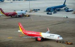 Đồng loạt tăng tần suất bay Hà Nội - TP.HCM
