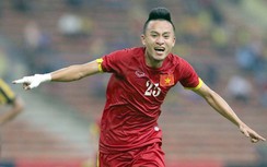 “Cơn lốc đường bên” trở lại tuyển Việt Nam, vị trí của Quang Hải bị đe dọa?