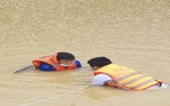 Tháo cống thoát lũ cứu hồ cá, người đàn ông ở Bắc Giang chết thảm