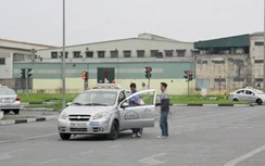 Bài toán đầu tư thiết bị công nghệ giám sát đào tạo lái xe