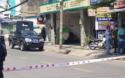 Cả đoạn đường bị phong tỏa vì chiếc vali... chứa quần áo ở TP.HCM