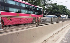 Ngày đầu nghỉ lễ 30/4, QL1A qua Ninh Bình ùn ứ do lượng xe đột biến