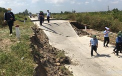 Đê biển Tây ở Cà Mau bị sụt lún dài hơn 1,6 km