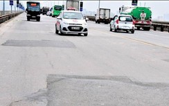 Lựa chọn công nghệ nào sửa chữa mặt cầu Thăng Long?