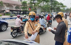 CSGT lập tổ tuần tra lưu động, xử phạt hàng loạt lỗi dừng đỗ trong nội đô