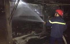 Nghệ An: Hỏa hoạn thiêu rụi 5 ki ốt chợ Vân, thiệt hại hơn 1 tỷ