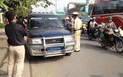 Bình Phước: 28 xe biển xanh vi phạm giao thông bị camera ghi hình