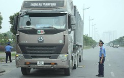 Hà Nội: "Hô biến" thùng xe container để chở quá tải