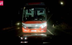 Chấm dứt hợp đồng tài xế Thành Bưởi vượt làn, suýt đâm trực diện xe khác