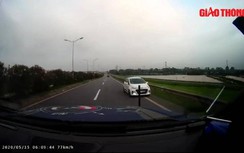 Video: Ô tô ngang nhiên đi ngược chiều trên cao tốc Hà Nội - Thái Nguyên