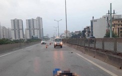 Video: Nam thanh niên gặp tai nạn khi "lạc" vào đường cao tốc