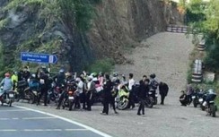 Bất an với những hành vi ngang ngược của phượt thủ