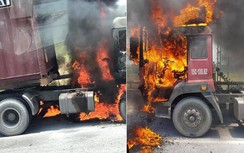 Video tai nạn giao thông ngày 20/5: Xe container cháy, tài xế thoát chết