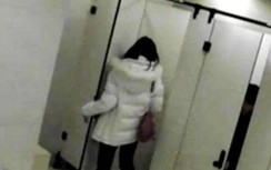 Gã trai đột nhập nhà vệ sinh nữ để "giở trò" với học sinh lớp 5