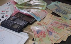 Sát phạt nhau trên chiếu bạc, 11 đối tượng bị khởi tố