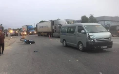 Va chạm với xe khách, một lái xe ôm tử vong thương tâm