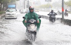 Dân khổ vì hàng loạt công trình chậm tiến độ ở TP.HCM