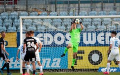 Thủ thành Việt kiều Séc lại khiến HLV Park Hang-seo "nóng ruột"