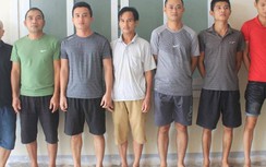 Bắt 21 đối tượng ở Hà Tĩnh đang say sưa đá gà ăn tiền