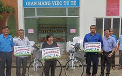 Tình người đường sắt giúp nhau vượt khó