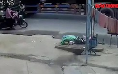 Video: Kinh hoàng cảnh xe ben cán, kéo lê khiến một cô giáo tử vong