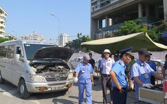 Vì sao gắn tem đăng kiểm riêng cho xe khách, xe tải?