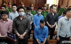 Phúc XO nghẹn giọng xin lỗi gia đình khi bị đề nghị 10 - 12 năm tù