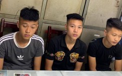 Hết tiền chơi game, ba thiếu niên 16 tuổi vác dao quắm chặn đường ăn cướp