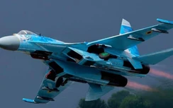 Su-27 Nga đánh chặn oanh tạc cơ của Không quân Mỹ